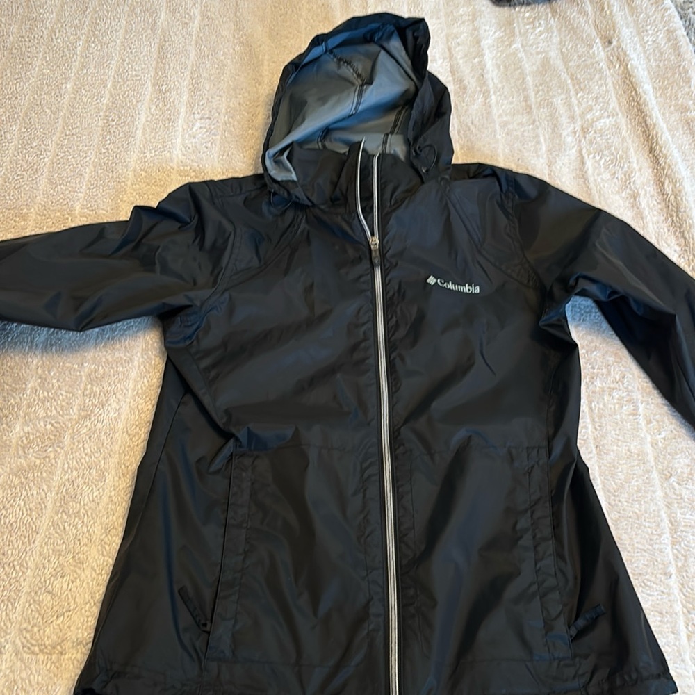 Columbia rain jacket